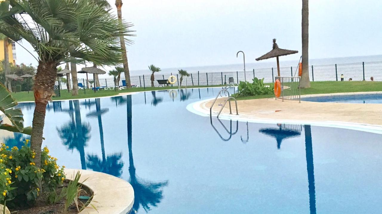 Mi Capricho 9A Beachfront- Apartment With Sea View - Costa Del Sol Sitio de Calahonda Exterior photo
